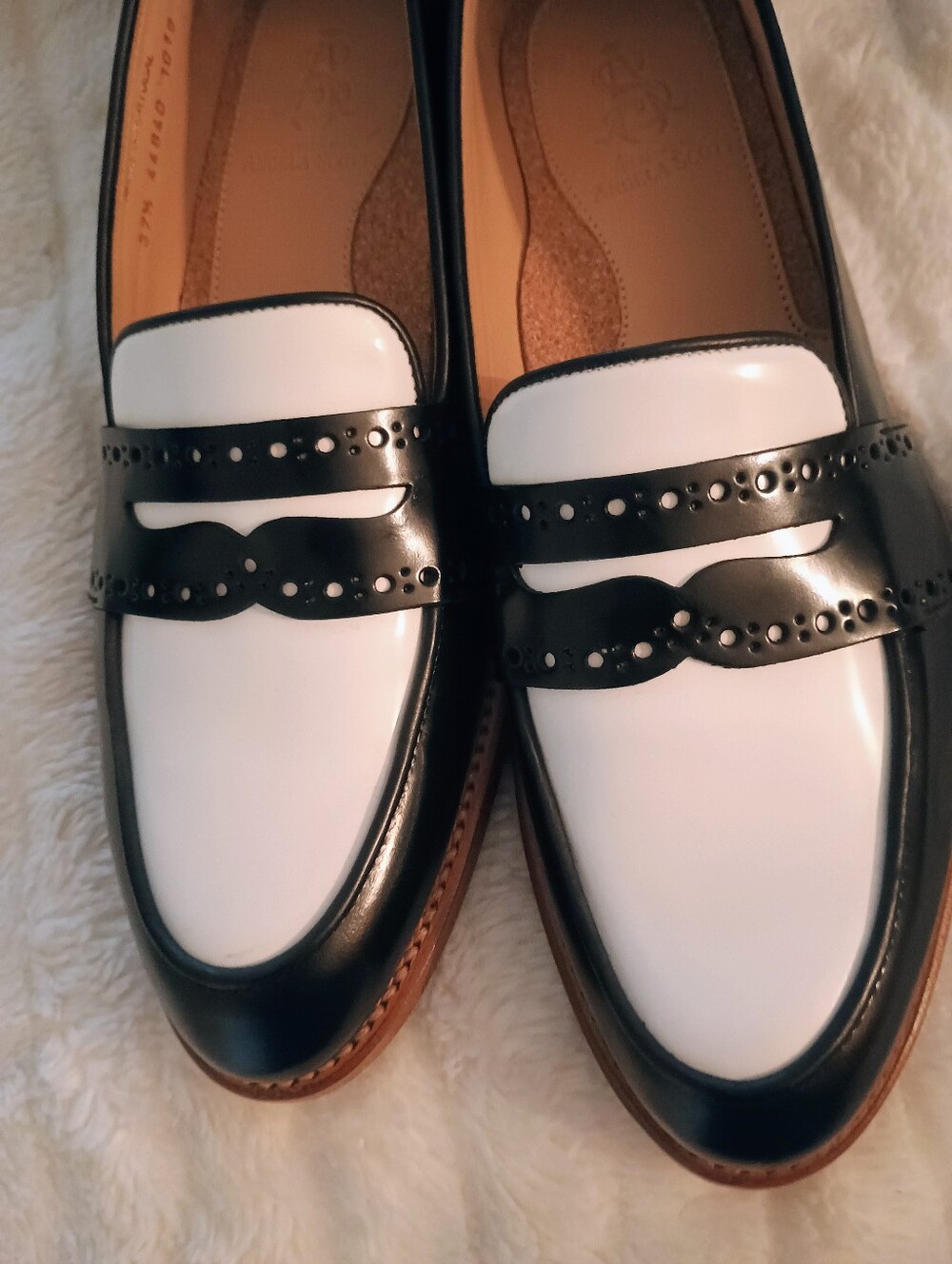 EUC Angela Scott Loafers